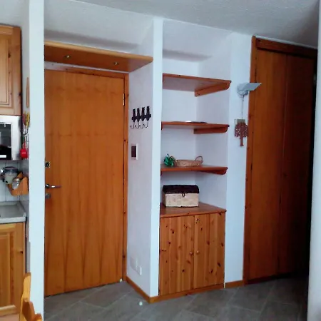 Bilocale Fronte Piste - Appartamentiflarida Sansicario Alto Lägenhet